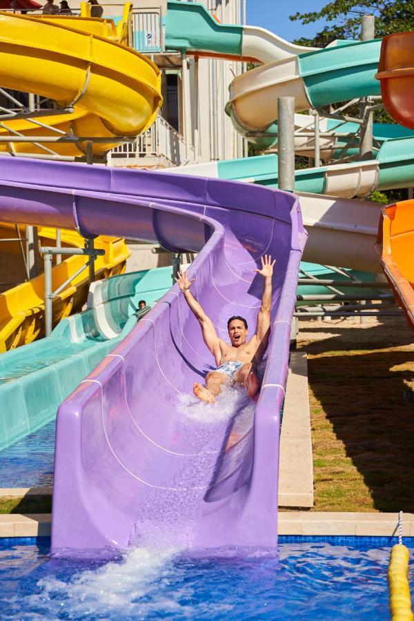 فندق Gran Evenia Bijao سانتا كلارا المظهر الخارجي الصورة A water slide